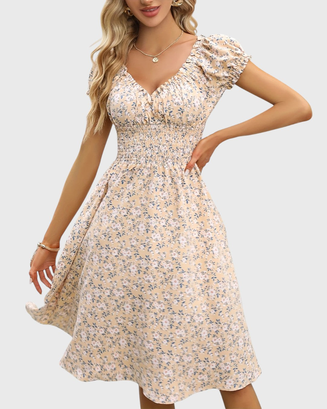 BRITINA™ | Blommig midiklänning med puffärmar och V-ringning
